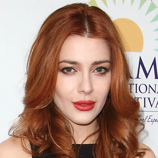 Elena Satine