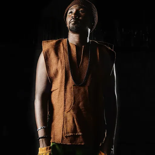 Alif Naaba