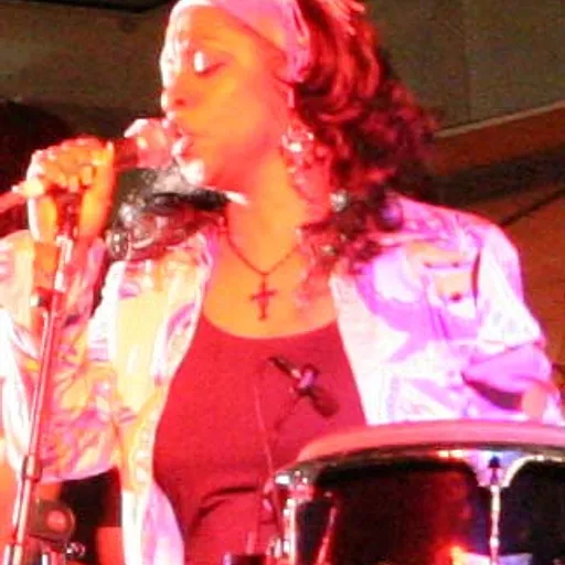 Regina Belle
