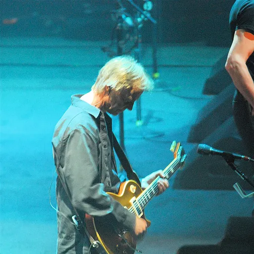 Snowy White