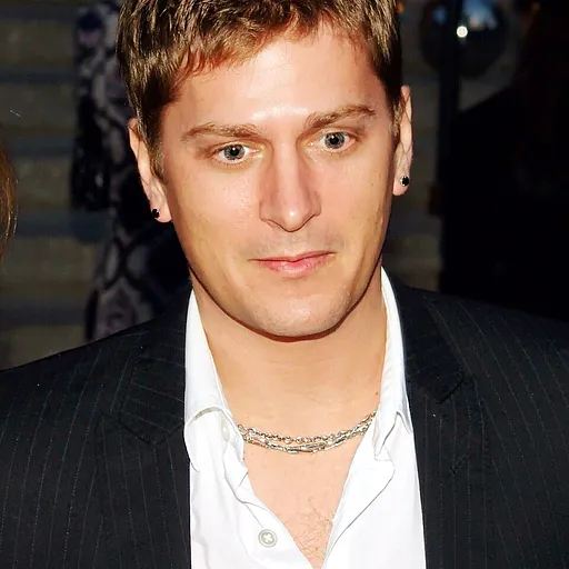 Rob Thomas