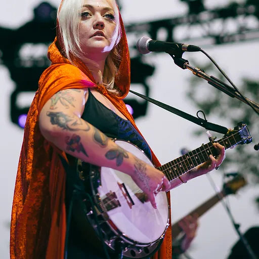 Elle King