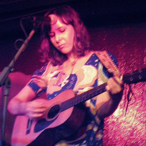Eleni Mandell