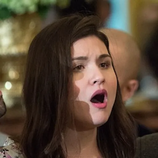 Phillipa Soo