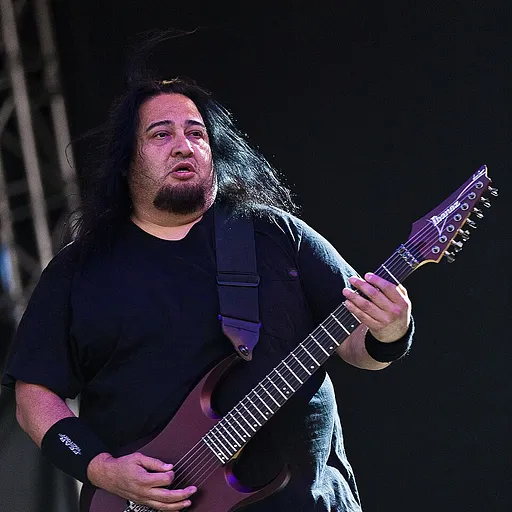 Dino Cazares