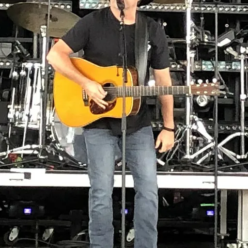 Rhett Akins