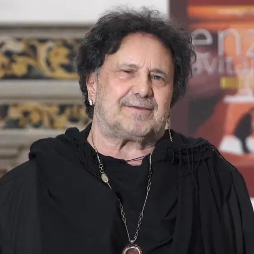 Enzo Avitabile