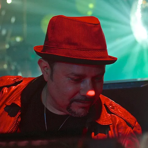 “Little” Louie Vega