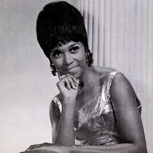 Dee Dee Sharp