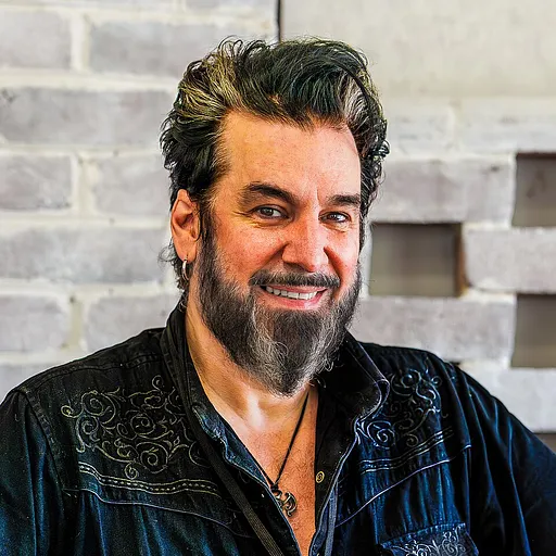 Aurelio Voltaire