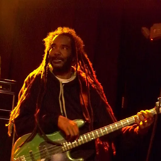 Darryl Jenifer